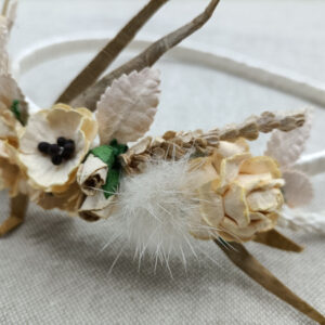 Diadema flores color crema 3